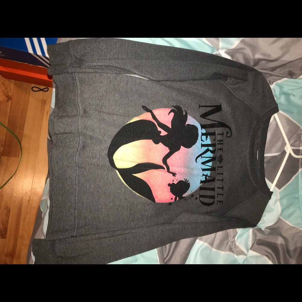 size small little the mermaid reversible shirt